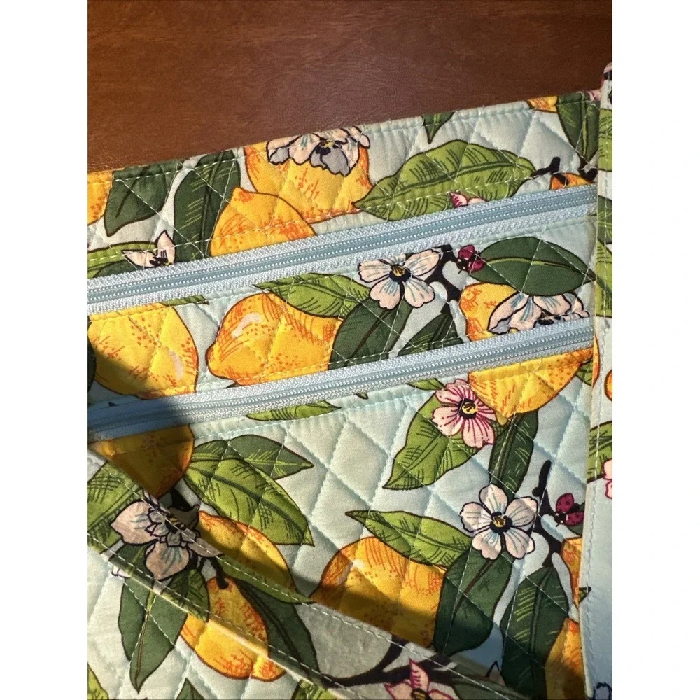Vera Bradley Trio Zip Hipster Purse Handbag LEMON GROVE Cross Body